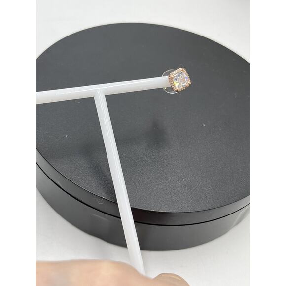 Kate spade Save The Date Pave Princess Cut Bling shiny Rose Gold Stud Earrings - Picture 16 of 16